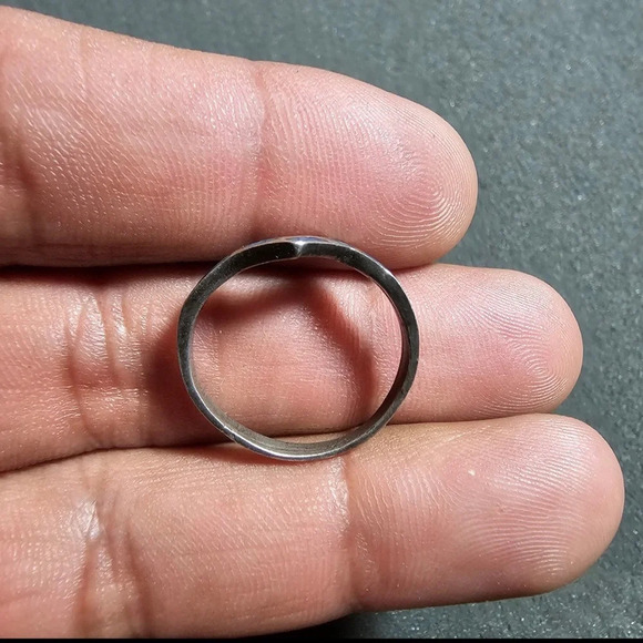 Sterling Silver And Turquoise Chip Inlaid Wavy Ring Size 8 - Picture 5 of 7